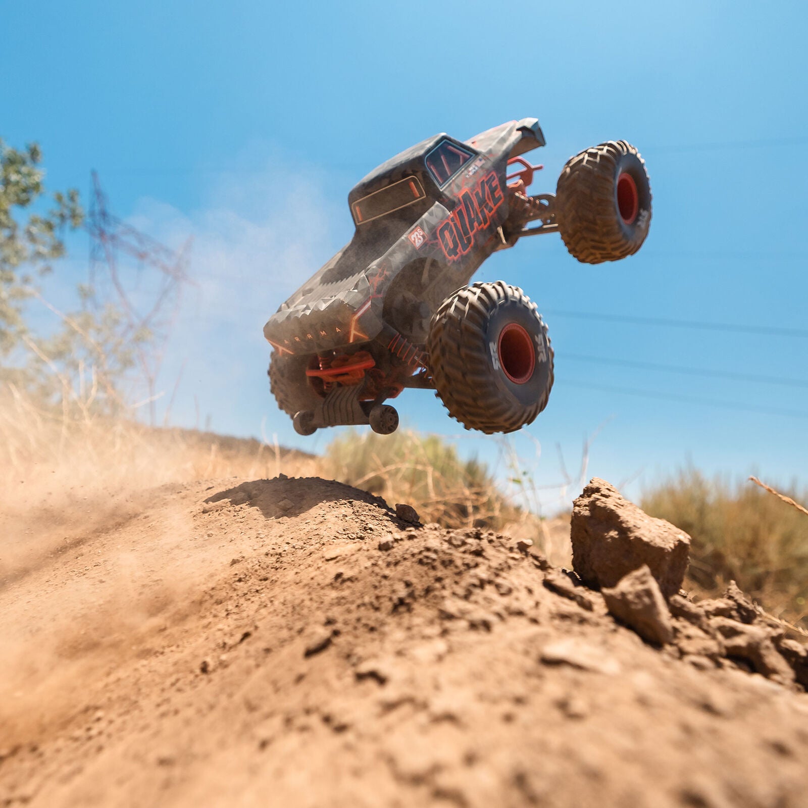 Arrma Quake 223S DSC 1/10 RTR Brushless 2WD Monster Truck  w/SLT2 2.4GHz Radio