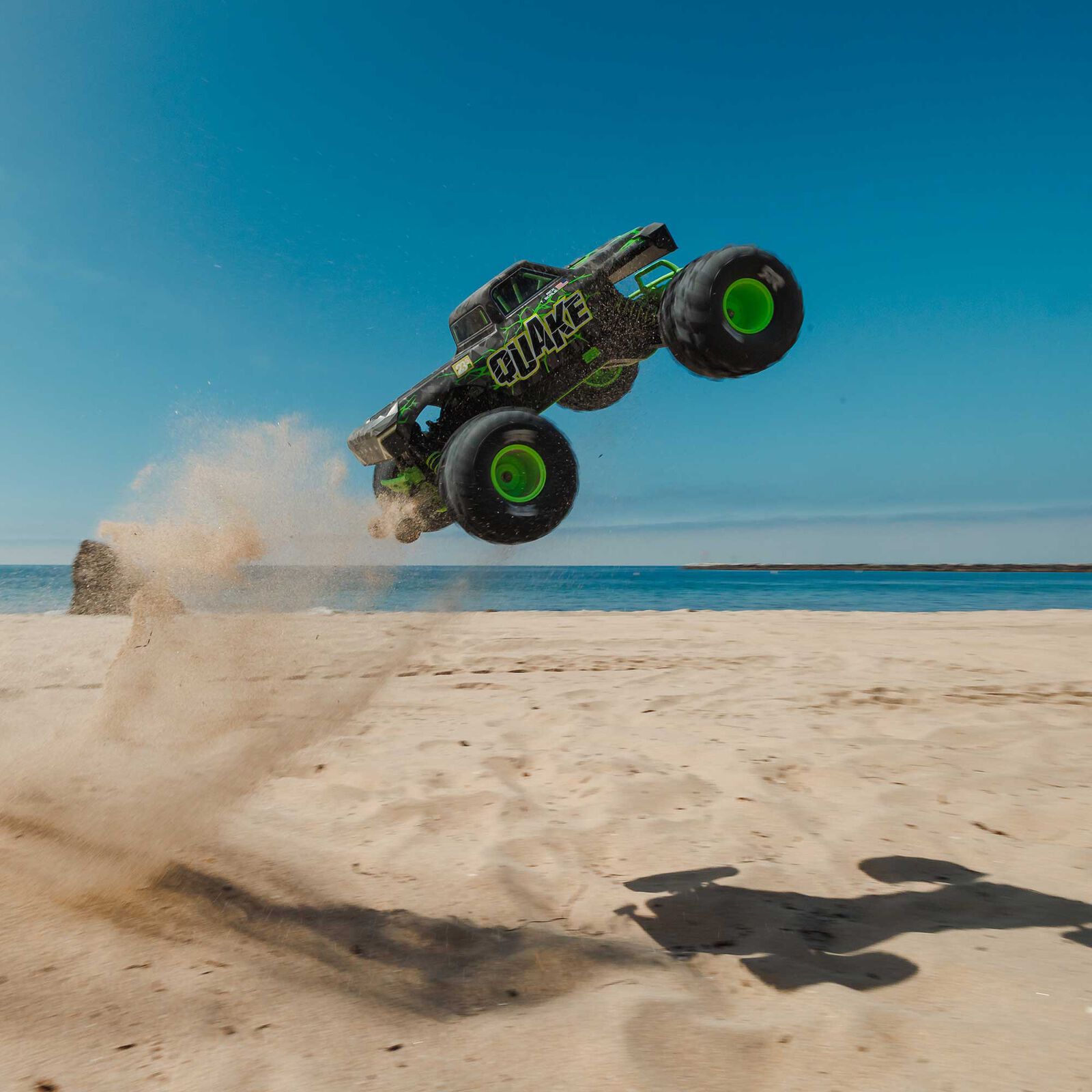 Arrma Quake 223S DSC 1/10 RTR Brushless 2WD Monster Truck  w/SLT2 2.4GHz Radio