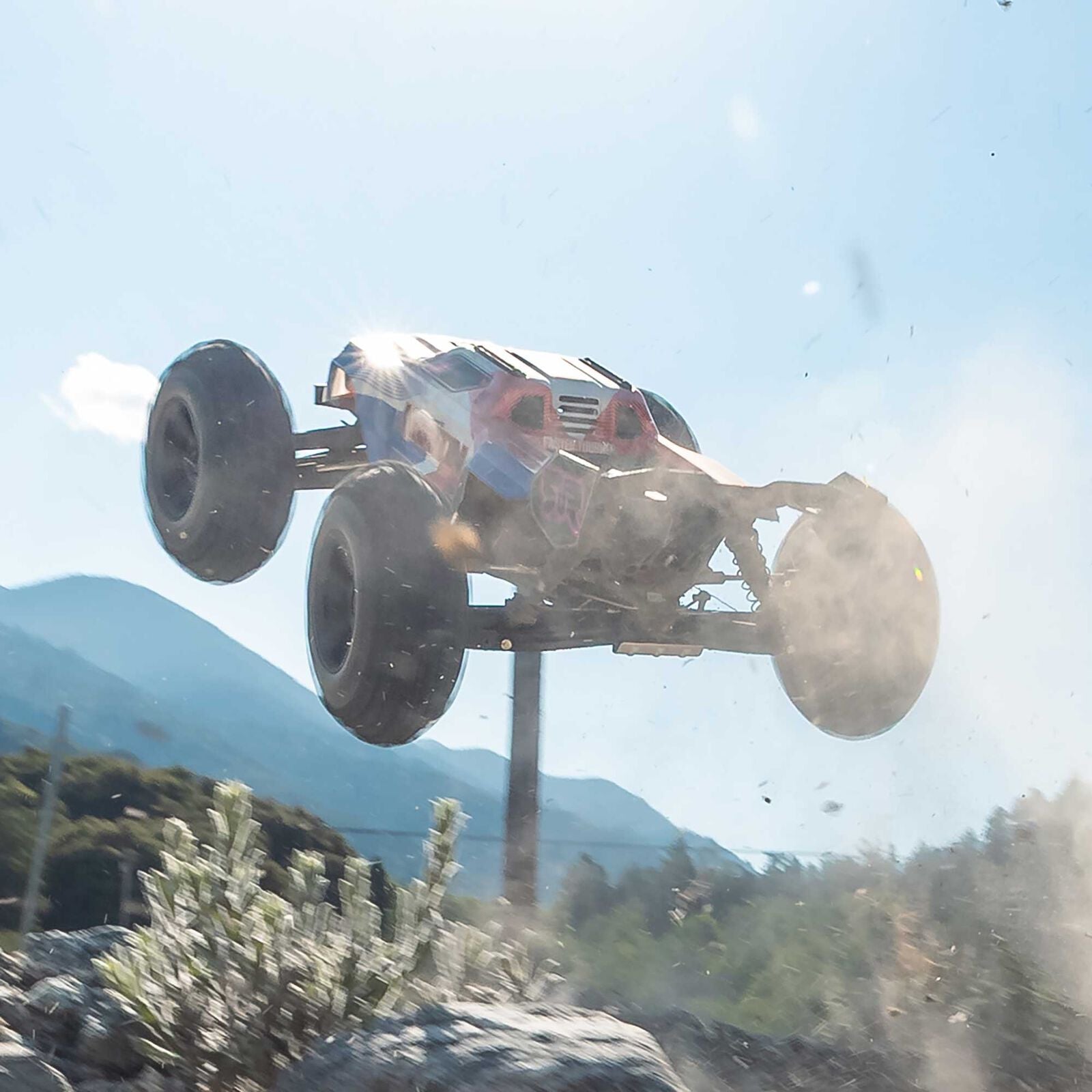 ARRMA Kraton 6S BLX V6 1/8 4WD Brushless Speed Truck RTR (Blue/Red)