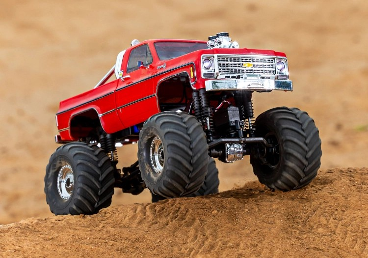 Traxxas TRX-4MT Chevrolet K-10 Monster Truck RTR Red - 2S LiPo/USB Charger