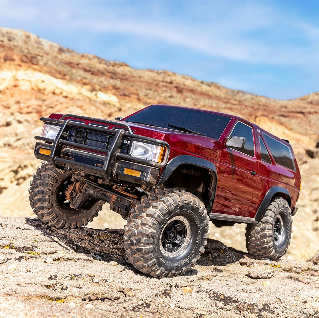 Traxxas TRX-4 Nissan Pathfinder Red RTR