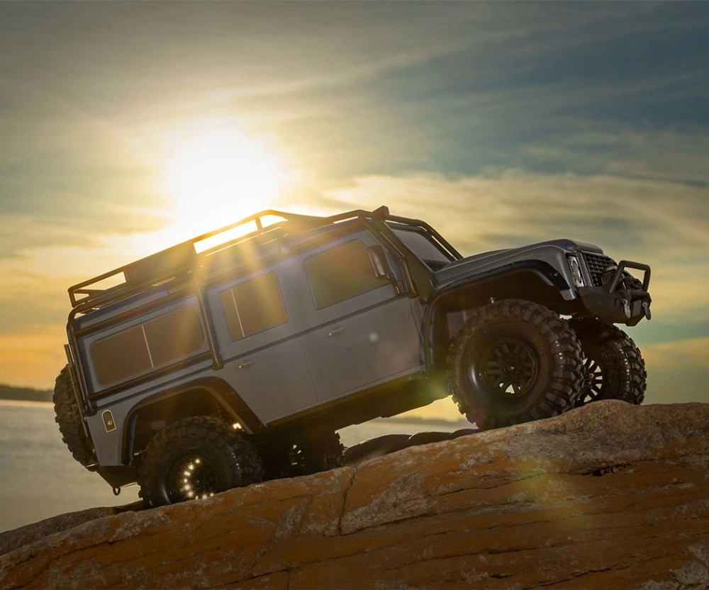 Traxxas TRX-4 1/10 Scale & Trail Rock Crawler w/Land Rover Defender Body (Silver) w/XL-5 ESC & TQi 2.4GHz Radio