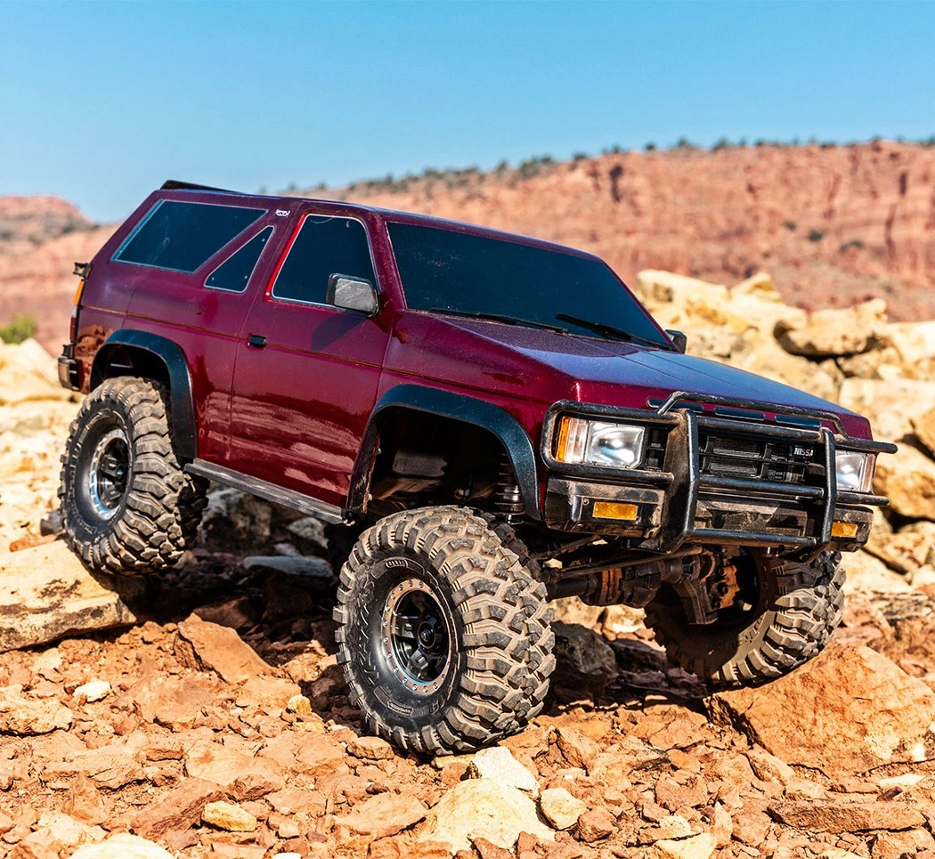 Traxxas TRX-4 Nissan Pathfinder Red RTR